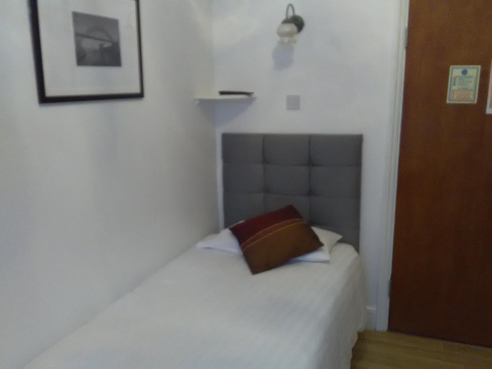 Clifton Hotel Newcastle Szoba fotó